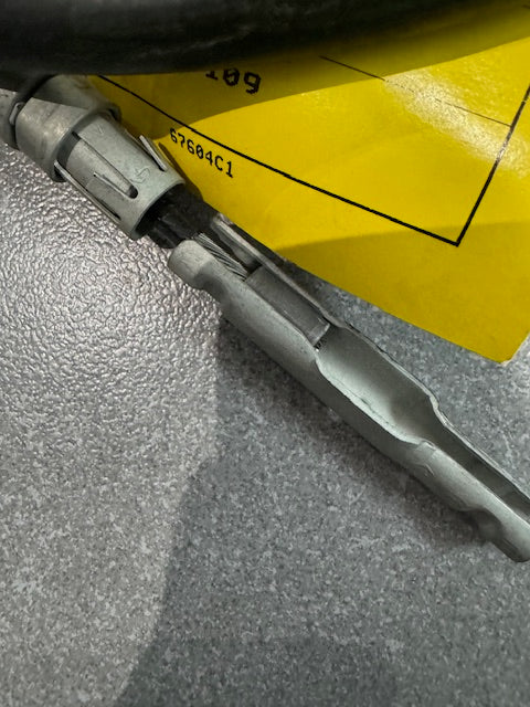 International Engine Front Brake Cable 3885381C93 3885381C92