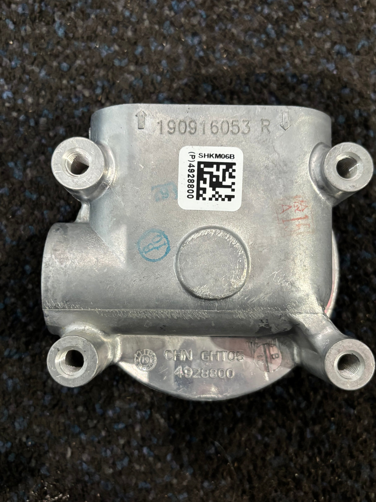 Cummins OEM Lub Oil Filter Head 4928800