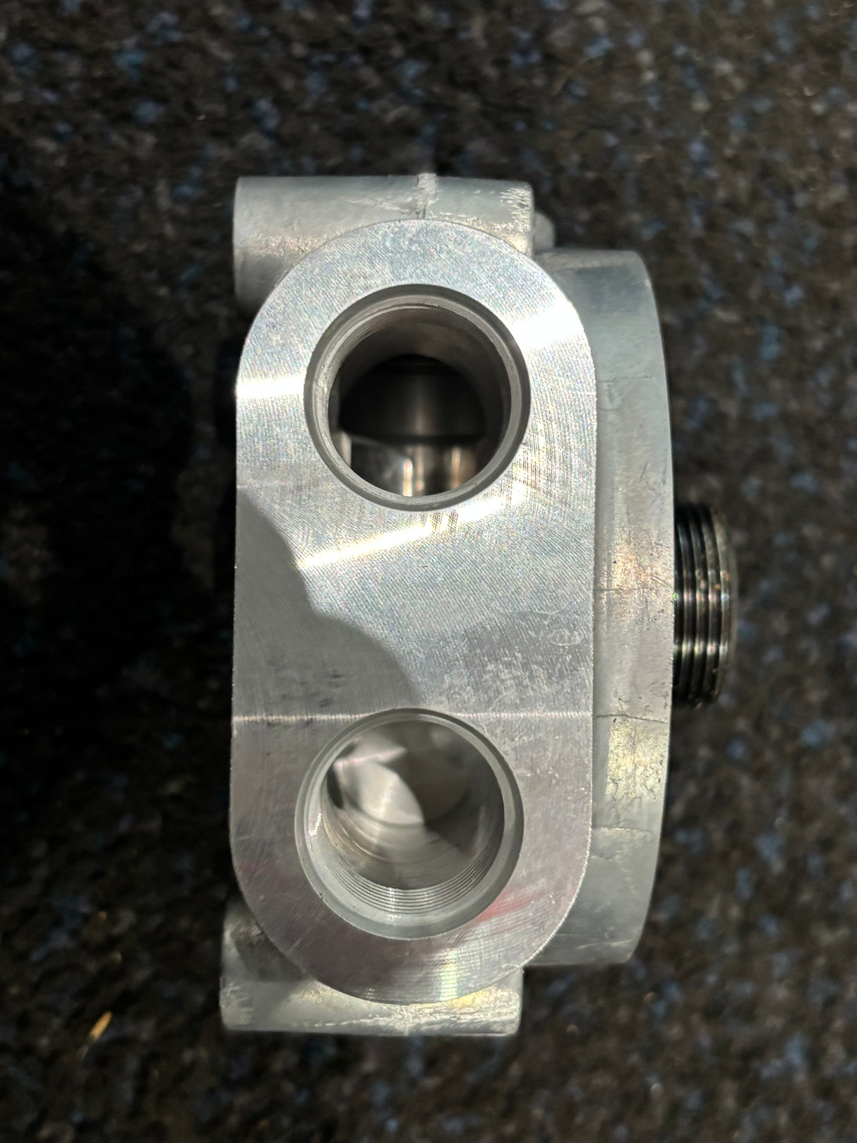 Cummins OEM Lub Oil Filter Head 4928800