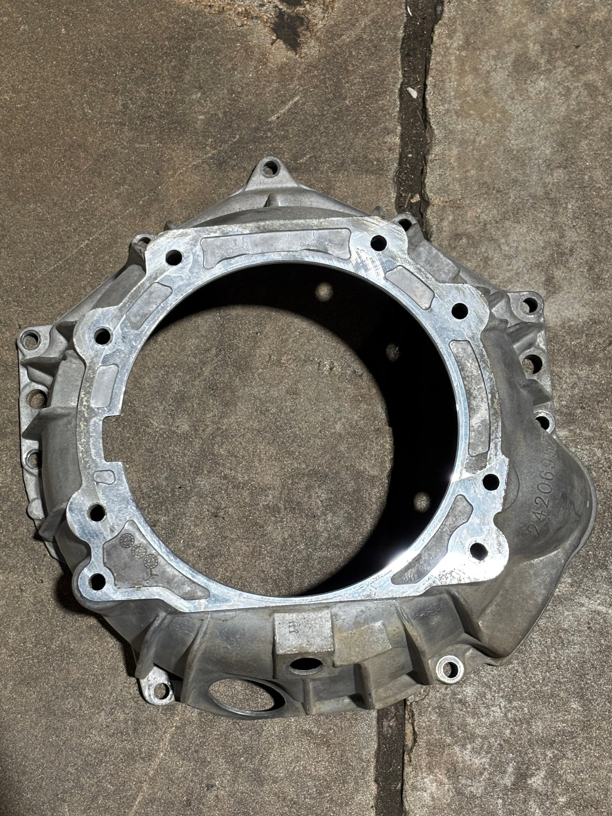 General Motor Transmission Bellhousing for 4L60E 4L65E 4L70E 24206952