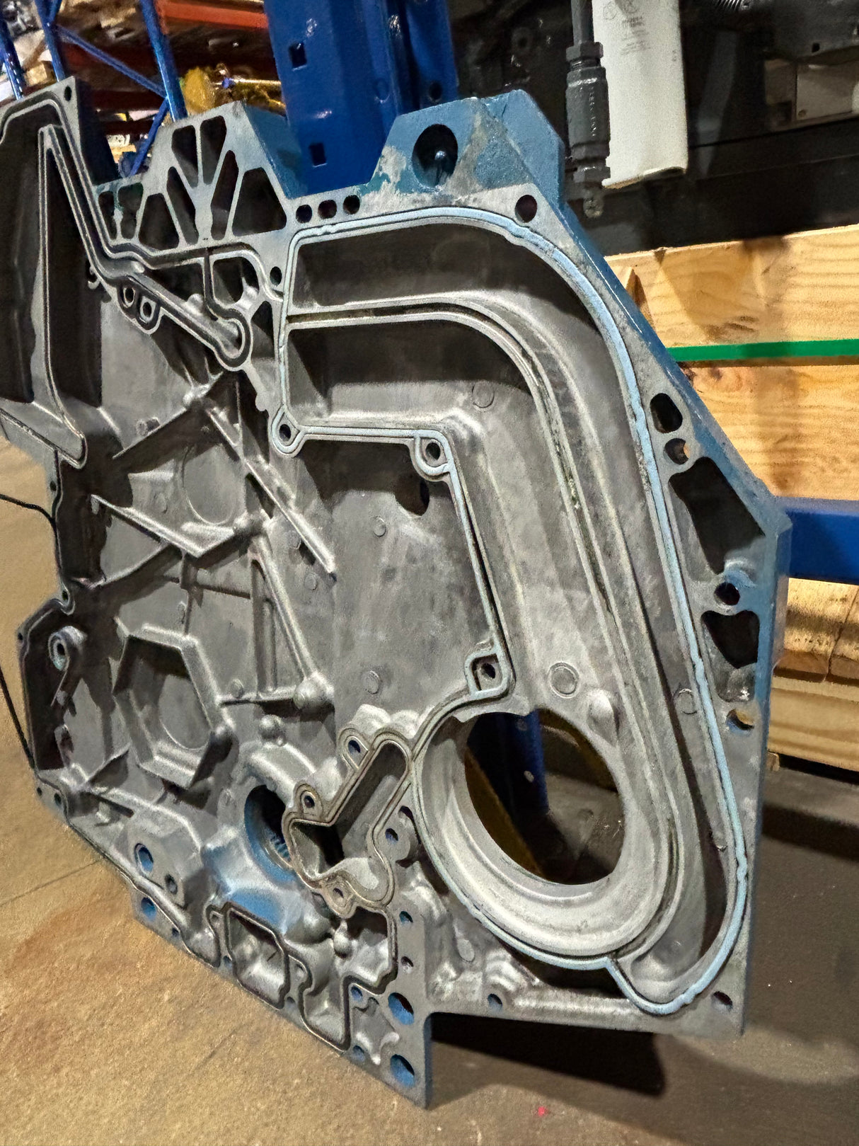 International DT466E DT530E Front Timing Cover with Oil Pump 1820465C4 1827851C1 1830468C1