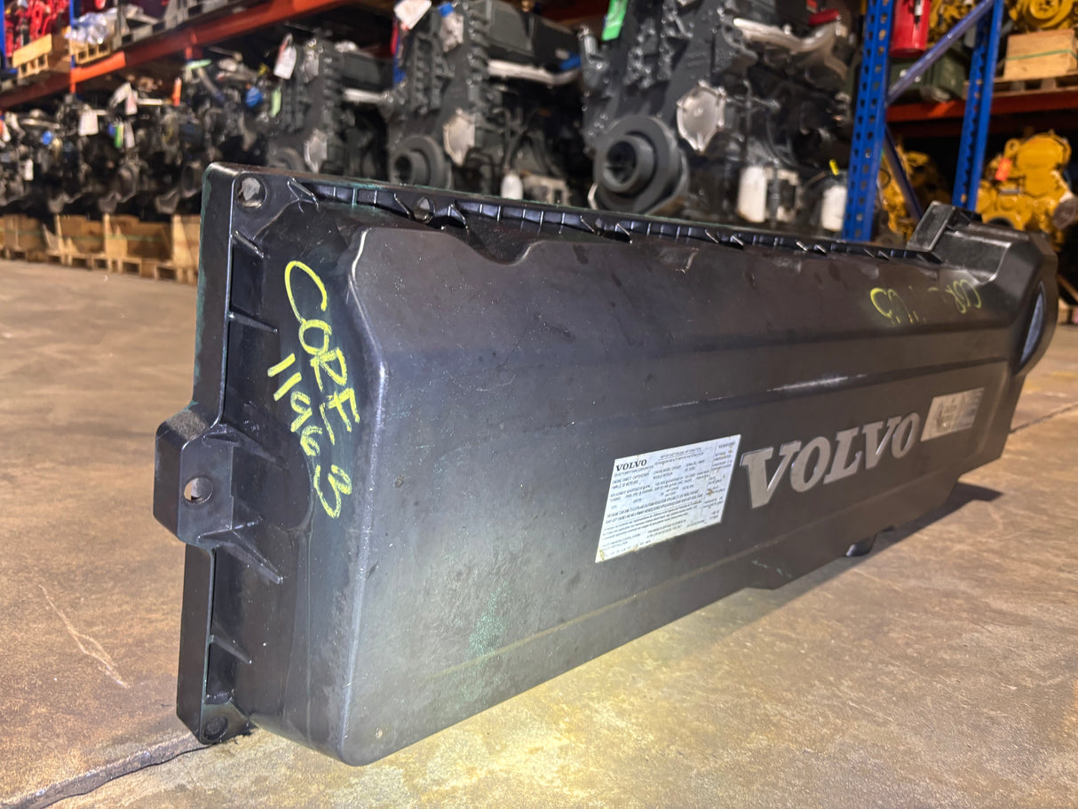 Volvo D13 OEM Diesel Engine Valve Cover 20740683