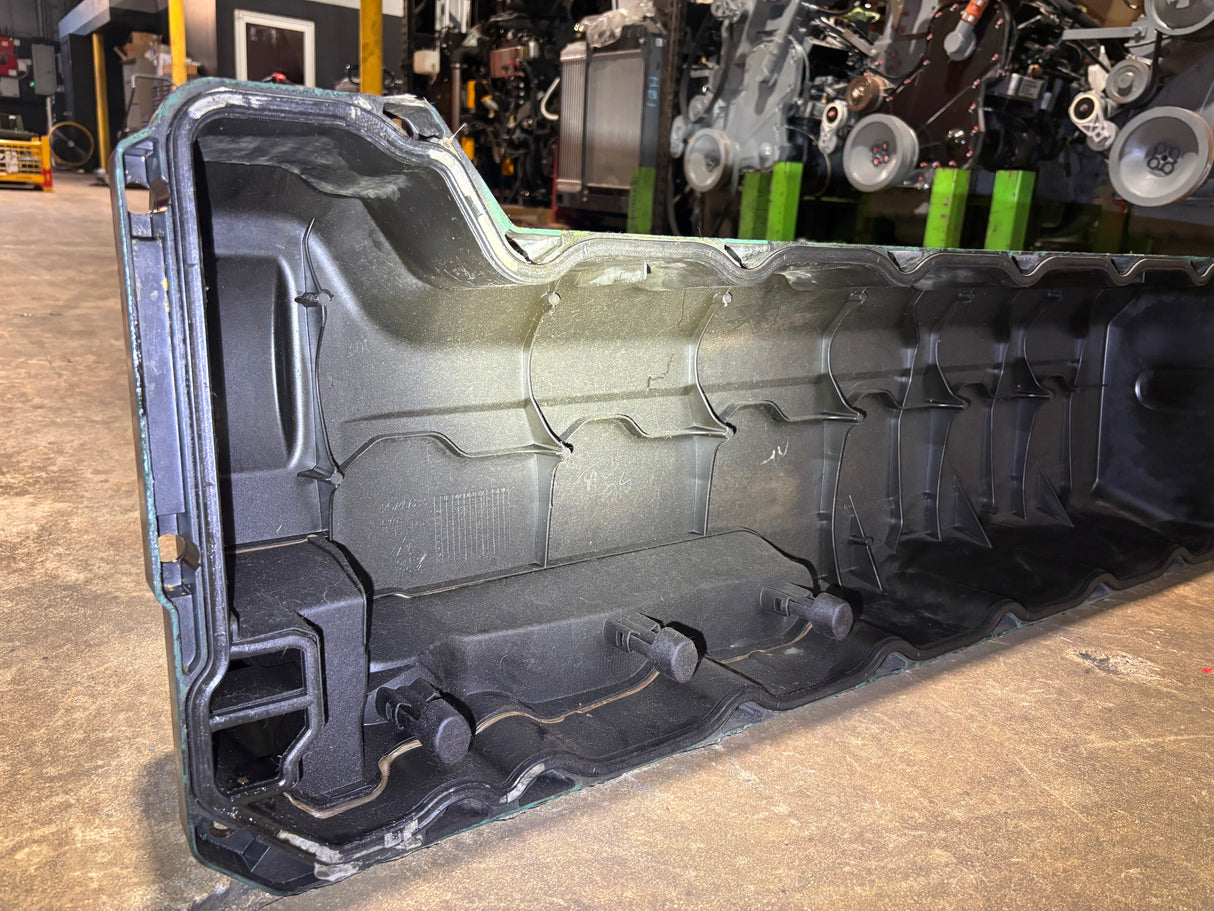 Volvo D13 OEM Diesel Engine Valve Cover 20740683