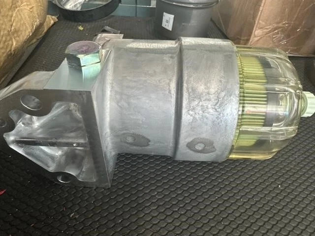 Isuzu 4HK1 Diesel Engine Fuel Filter Assembly 8981438260