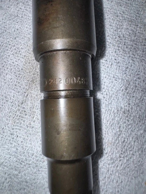 Mercedes-Benz Diesel Engine Fuel Injector 0432191488 0432191276 A0040178221