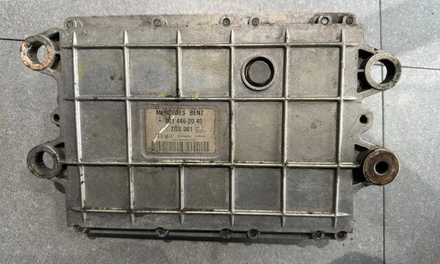 OEM 2004 Mercedes Benz OM460LA Engine Control Module, ECM, ECU, 0014462040