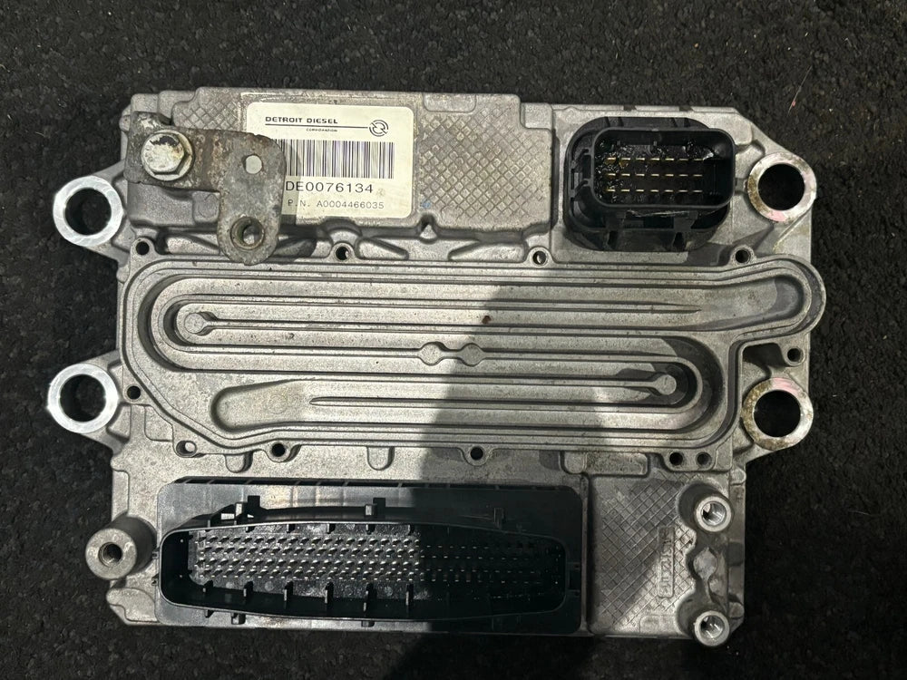 OEM 2011 Detroit DD13 Diesel Engine Control Module, ECM, ECU, A0004466035
