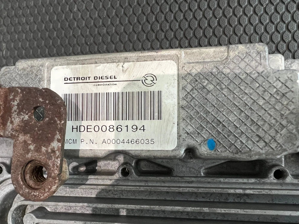 OEM 2011 Detroit DD15 Diesel Engine Control Module, ECM, ECU, A0004466035