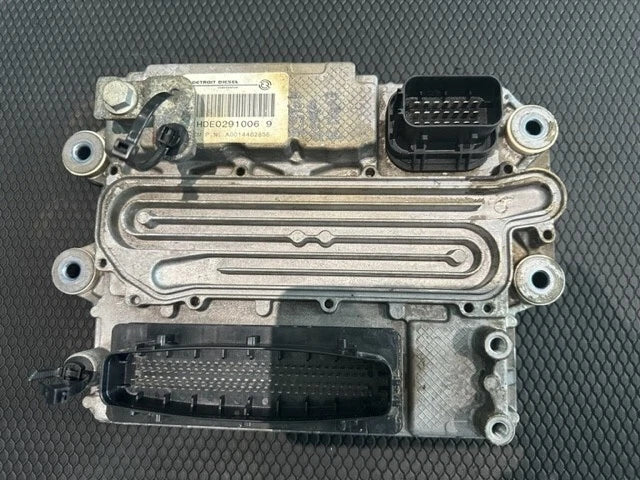 OEM 2014 Detroit DD13 Diesel Engine Control Module ECM ECU A0014462835