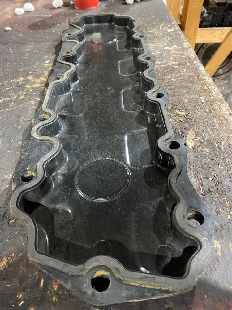 OEM Caterpillar C7 ACERT Diesel Engine Valve Cover, 242-2413