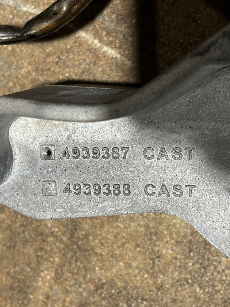 OEM Cummins ISC, ISL Diesel Engine Rocker Lever Housing 4939387