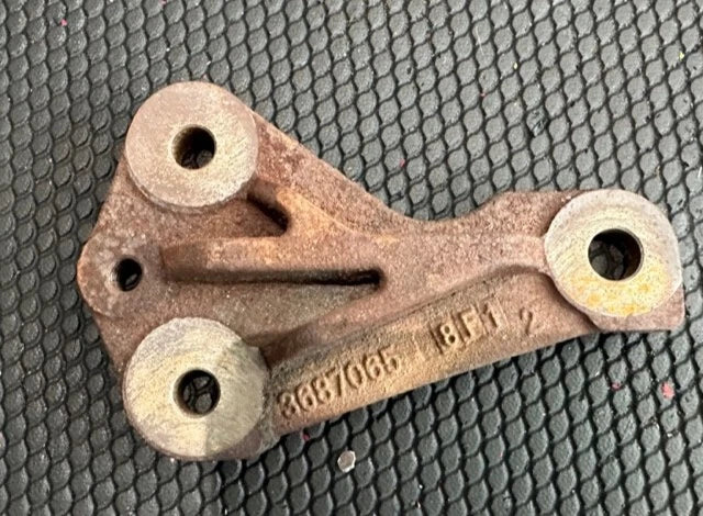 OEM Cummins ISX Fuel Support Bracket 3687065
