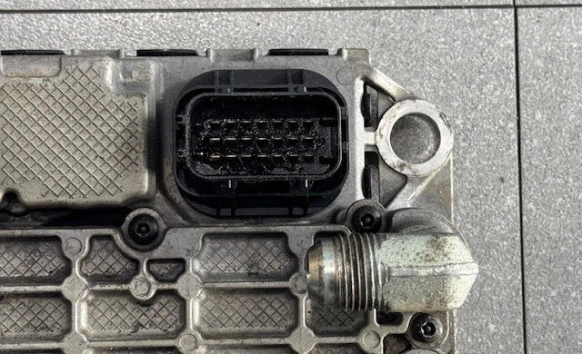 OEM Detroit Series 60 Diesel Engine Control Module ECM ECU A0054467840 DDEC6