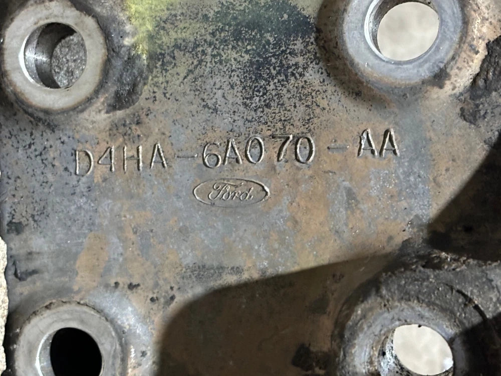 OEM Ford Left Side Rear Engine Mount for Caterpillar 3406 Engine D4HA-6A070-AA