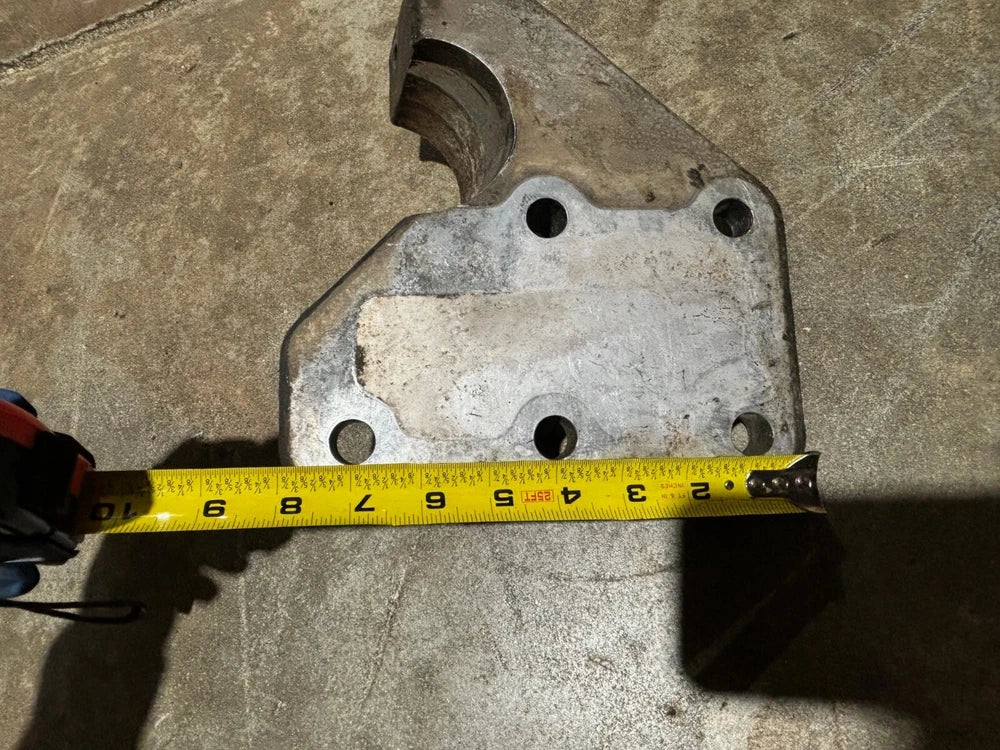 OEM Ford Left Side Rear Engine Mount for Caterpillar 3406 Engine D4HA-6A070-AA