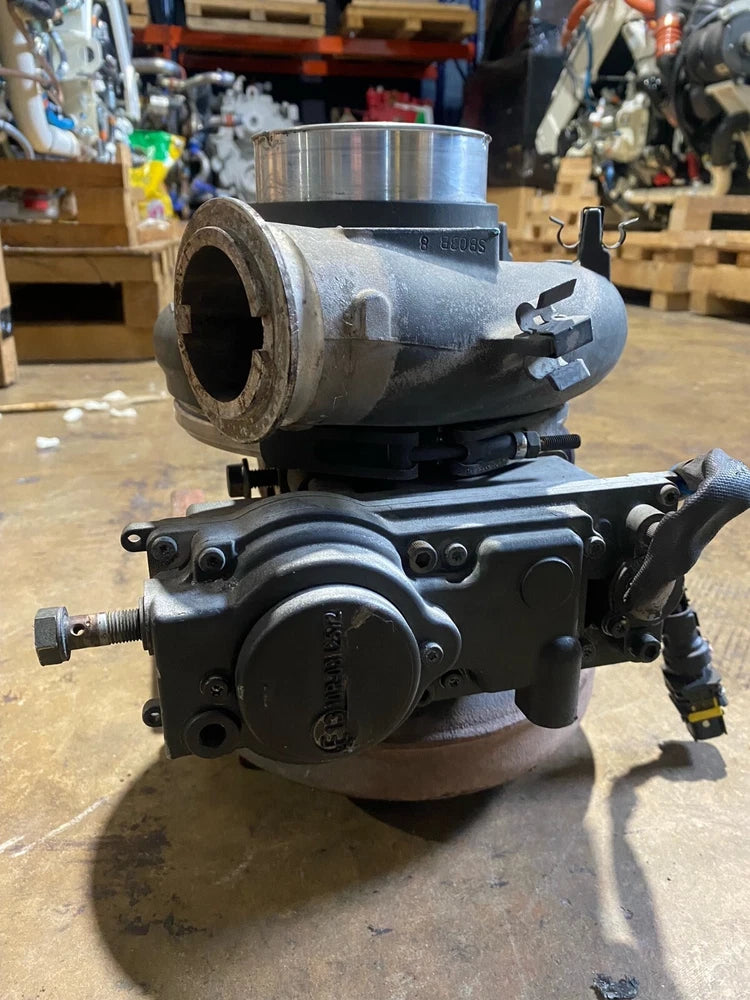 OEM Holset HE500VG Turbocharger for Paccar MX-13 Engine 3792556