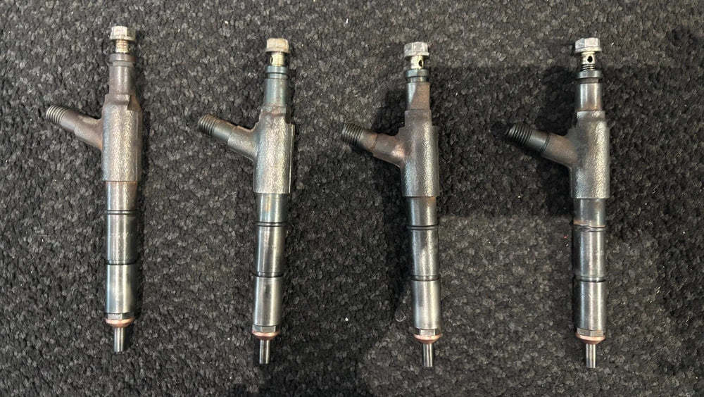 OEM Isuzu 4HE1XS 4.8L Diesel Engine Fuel Injector 258-48-3673M 8971489601
