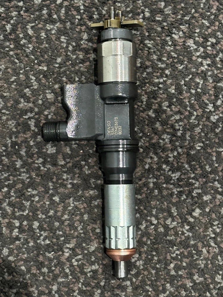 OEM Isuzu 6HK1 Diesel Engine Fuel Injector 5361 8032 EGR Model