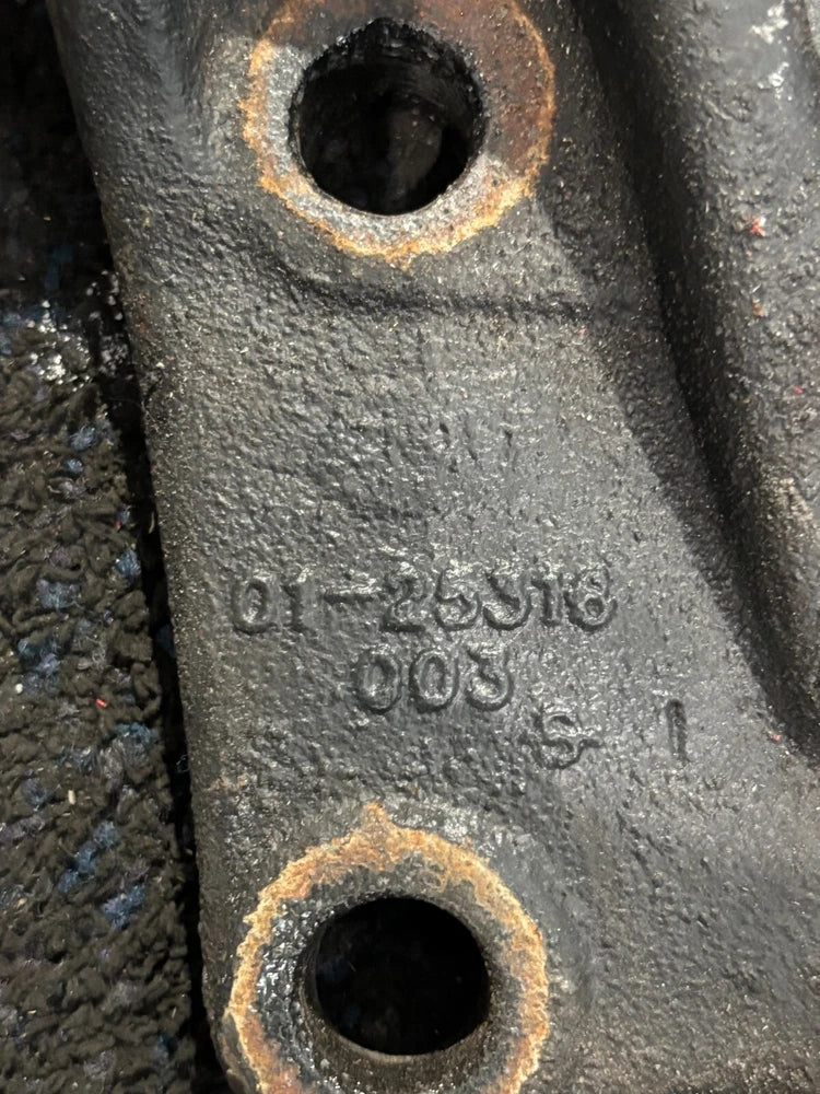 OEM Mercedes Benz Diesel Engine Motor Mount 01-25316-003