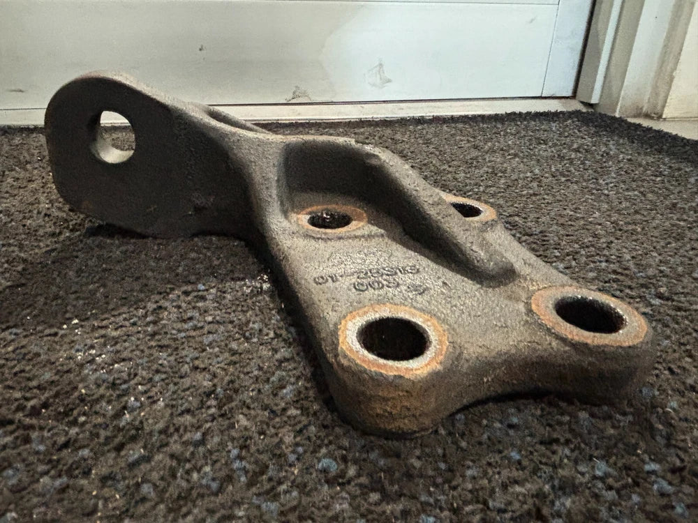 OEM Mercedes Benz Diesel Engine Motor Mount 01-25316-003