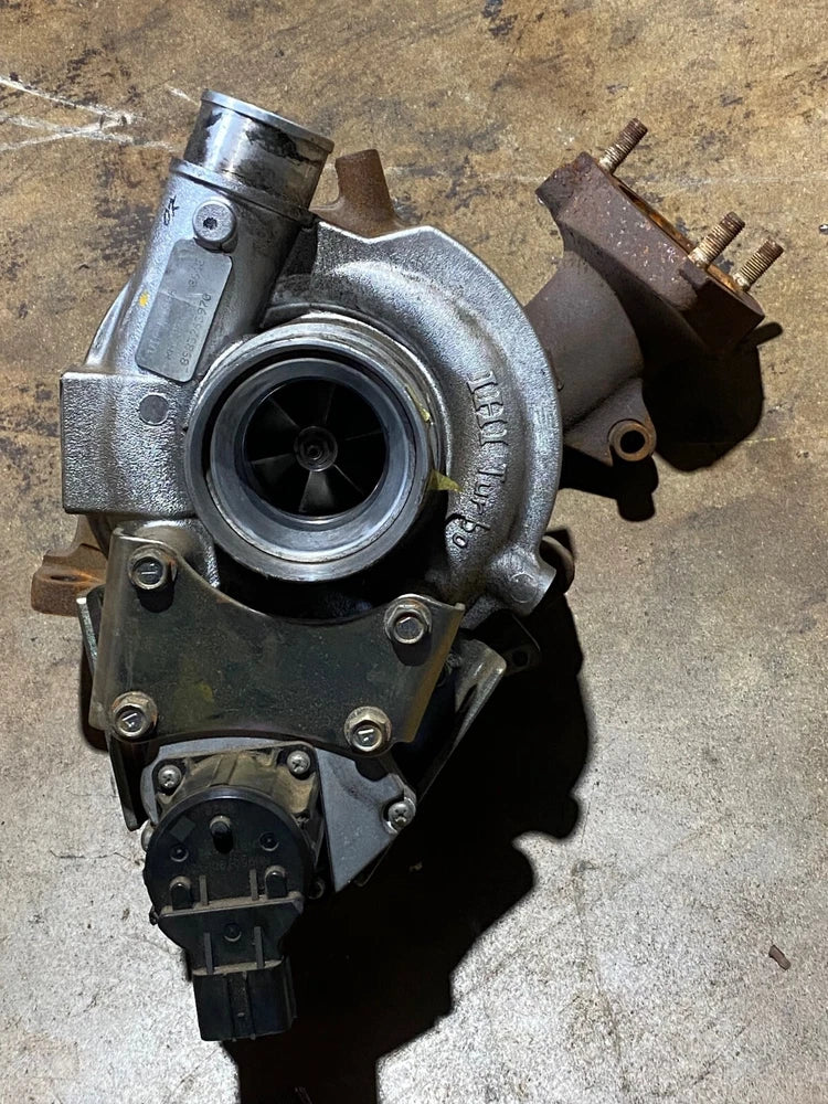 OEM VIFH RHF55V Turbocharger for Isuzu 4HK1 Diesel Engine 8983263970