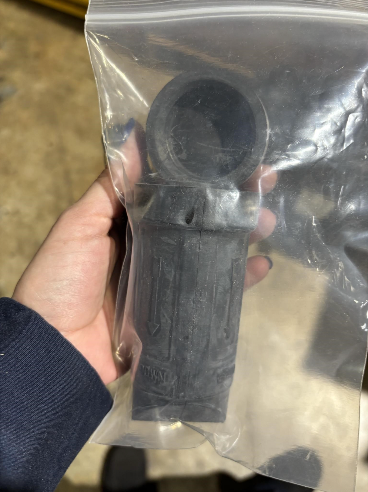 Fleetguard OEM AH55600VE Air Direct Flow Cleaner Air Filter Cummins 5289929