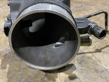Paccar mx-13 diesel engine air transfer tube 1910628