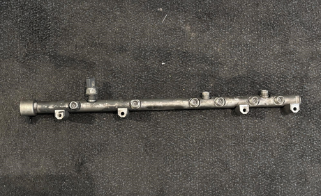 Paccar mx-13 diesel engine fuel rail 7210-0513