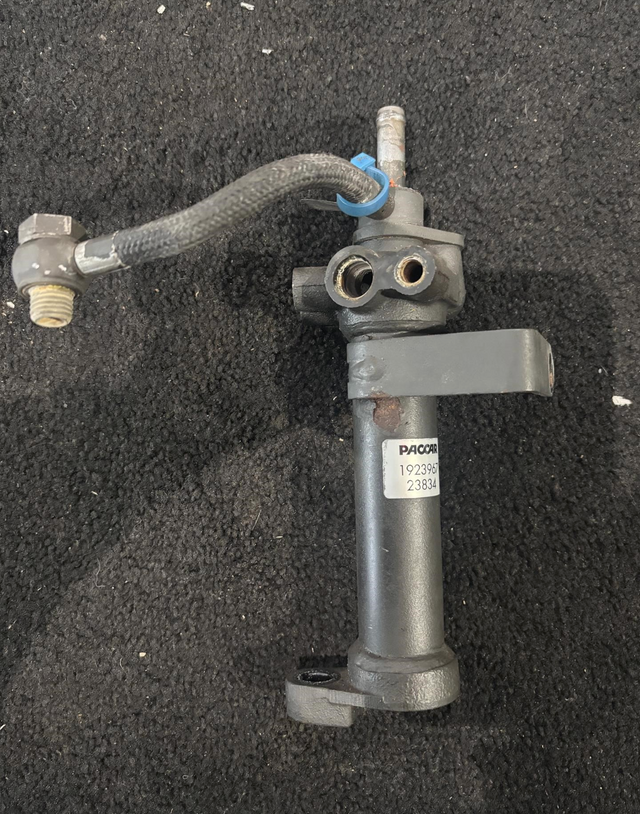 Paccar mx-13 diesel engine water coolant transfer tube 1923967