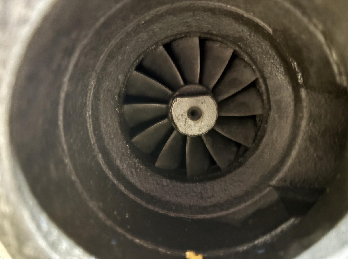 Holset HX40W Turbo for Cummins 8.3L Diesel Engine 2080093R