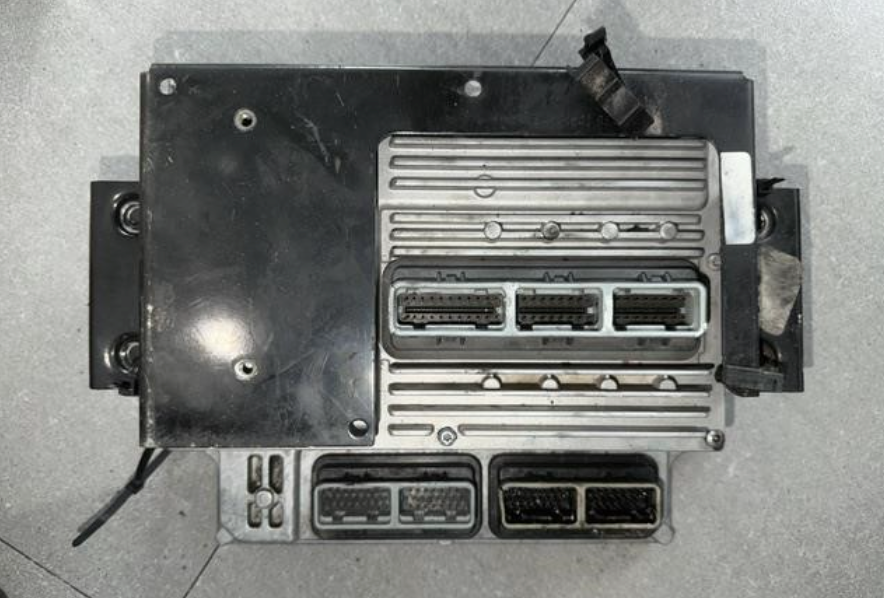 International DT466E Control Module ECM 1839368C1 1842443C92 1845117C5